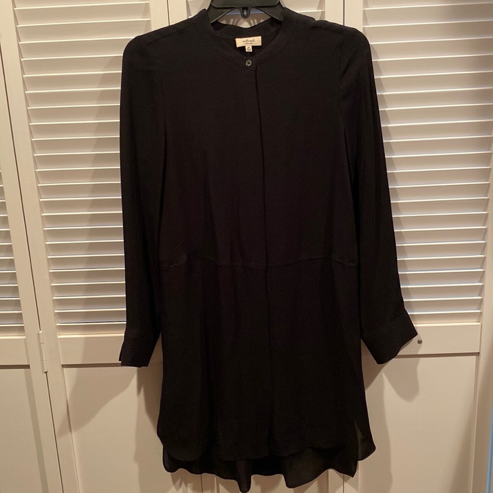 Aritzia Wilfred 100% black silk shirt dress